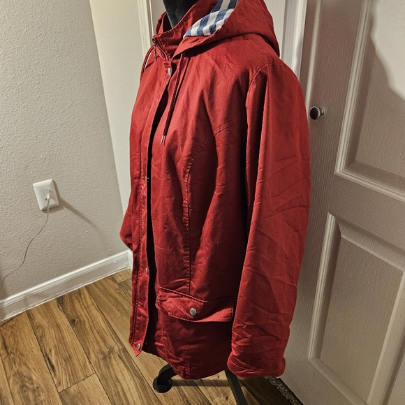 D&company  red jacket with hoodie - Picture 2 of 8
